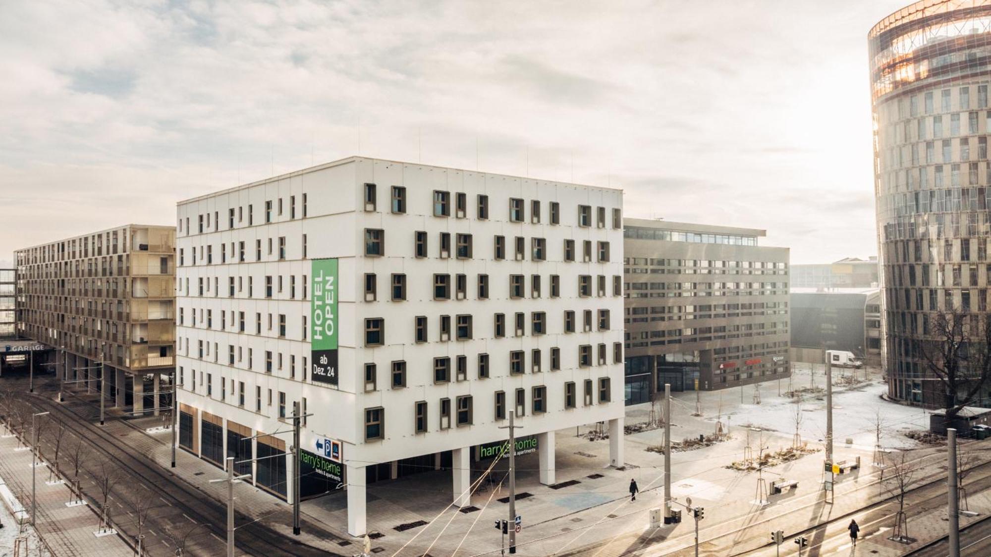 Harry'S Home Graz-Smart City Hotel & Apartments Exterior foto